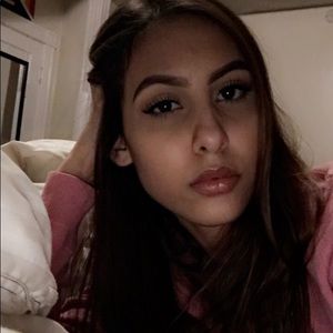 Meet your Posher, Nellyann